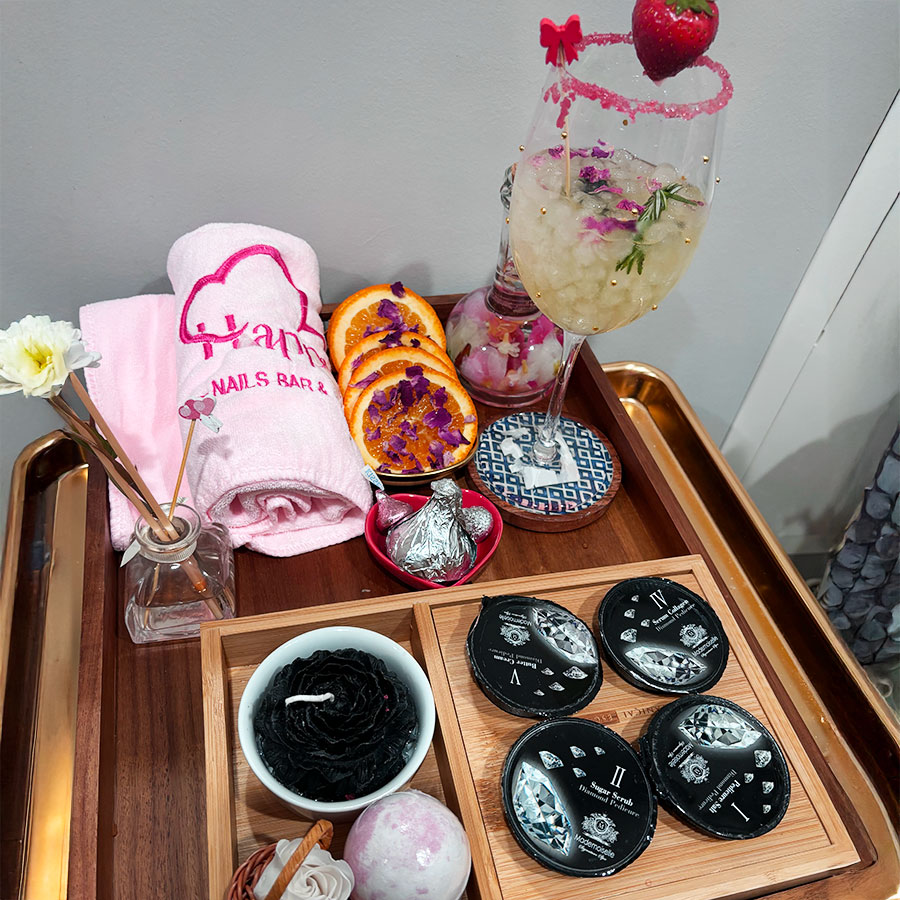 HAPPY NAILS BAR AND SPA